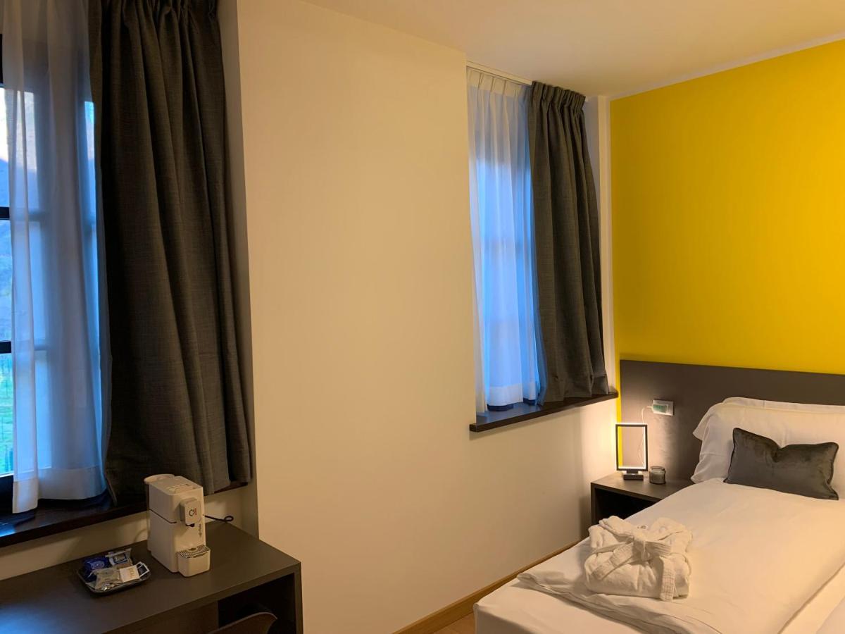 Guest House Le Cassandre سوندريو المظهر الخارجي الصورة