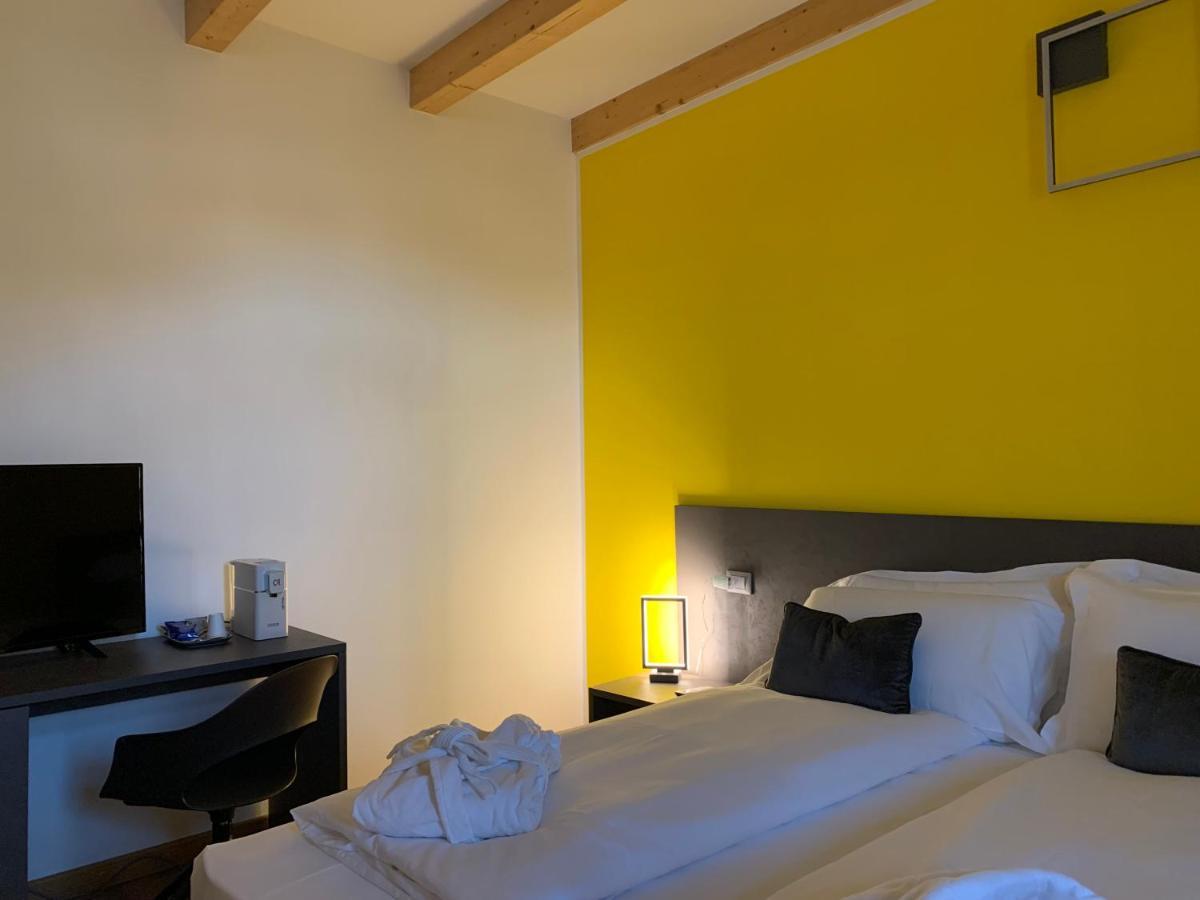Guest House Le Cassandre سوندريو المظهر الخارجي الصورة