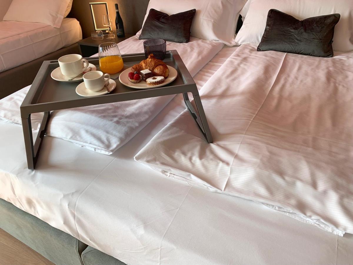 Guest House Le Cassandre سوندريو المظهر الخارجي الصورة