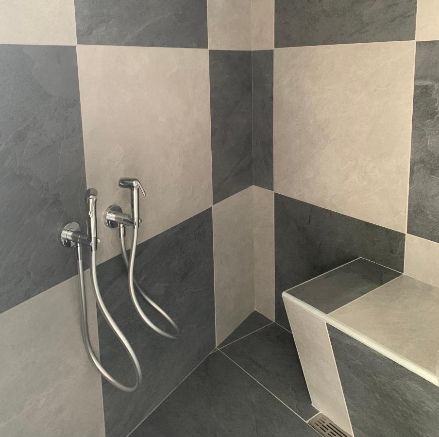 Guest House Le Cassandre سوندريو المظهر الخارجي الصورة