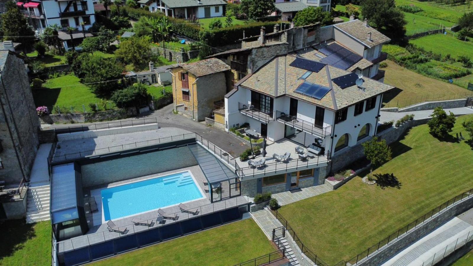 Guest House Le Cassandre سوندريو المظهر الخارجي الصورة